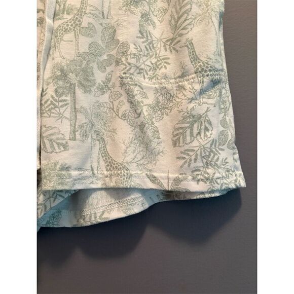 Jane and Delancey Women's Giraffe Print Shorts Size M Multicolor - Picture 4 of 10
